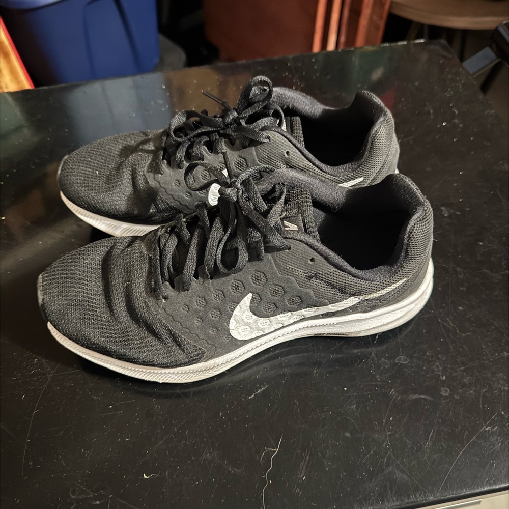 Women’s Nike shoes